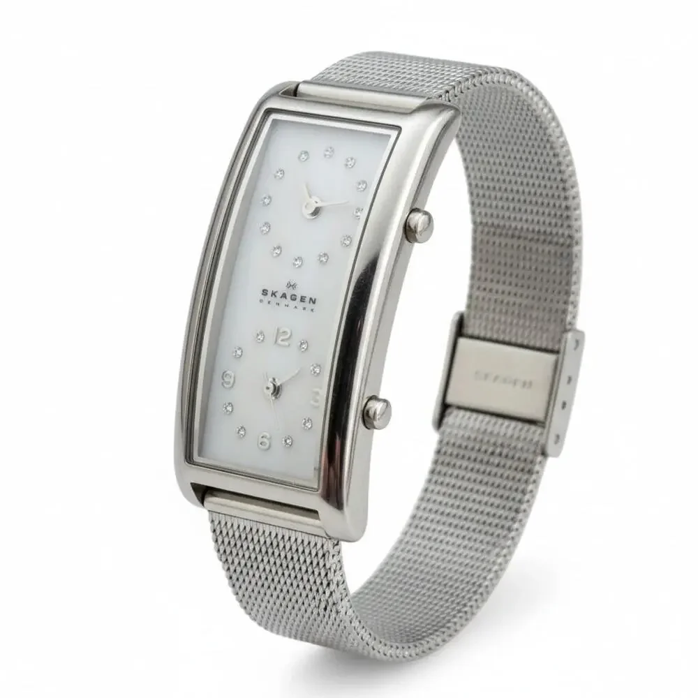 Vintage Skagen 20SSSMP Womens Watch Silver Case White Dial Mesh Bracelet Quartz